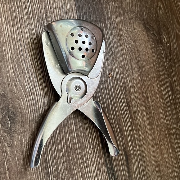Vintage Bi Cor Stainless Steel Hand Held Lemon Lime Squeezer - Picture 2 of 13